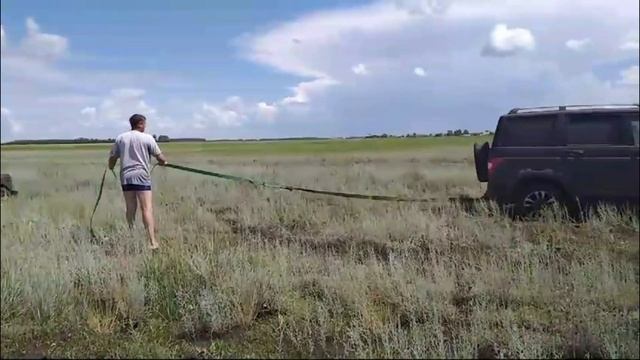 Дуэт - дверь багажника заклинило...