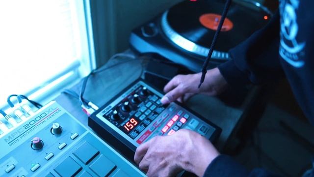 VILLAIN'S CRATES - SH4MEL смотреть онлайн