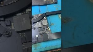 MacBook Air 820-3209-A power issue solved