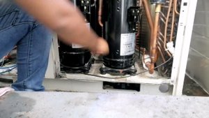 #VRFHVAC || How To Remove 2 Compressors of VRF SYSTEM || Dismental Of Compressor || REMOVING ||