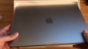 MacBook Pro (No TouchBar) Unboxing