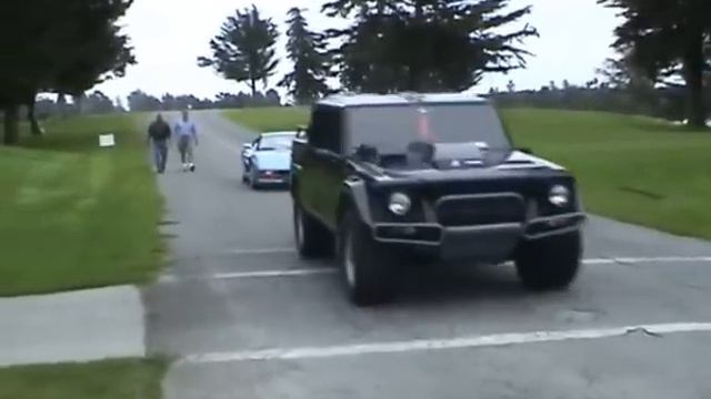 Lamborghini LM002 Sorta Going Off Road смотреть онлайн
