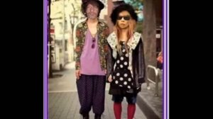 Две Калоши Парою-Левая И Правая...