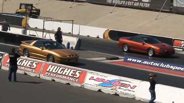 1998 Pontiac Trans Am vs. LS1 camaro смотреть онлайн