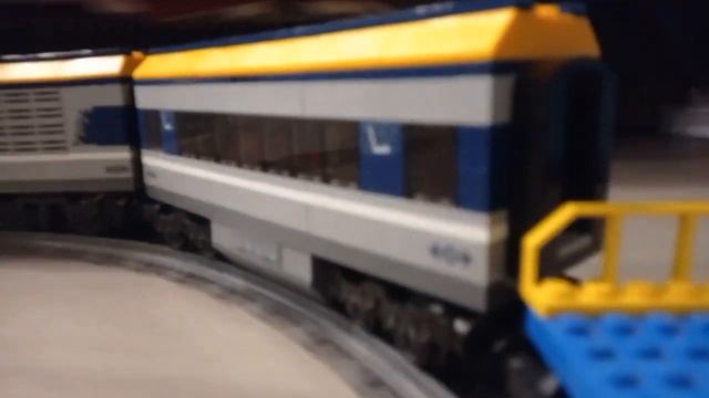 LEGO фургон 60182 и LEGO поезд 60197. Поезд на длинной дороге. Как научиться управлять поездом смотреть онлайн