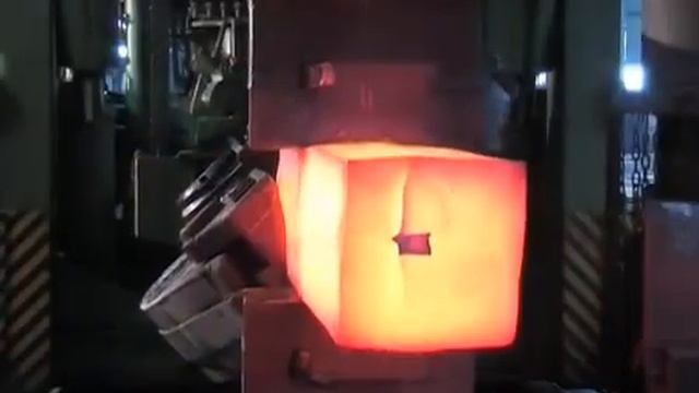 Ковка крупногабаритных деталей