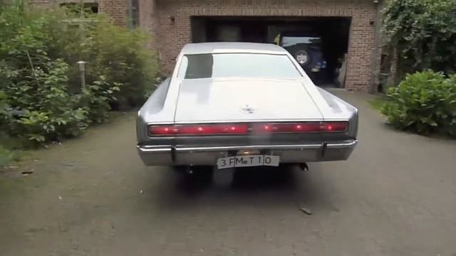 First Generation Dodge Charger - 1966 - Original state - V8 Big Block смотреть онлайн