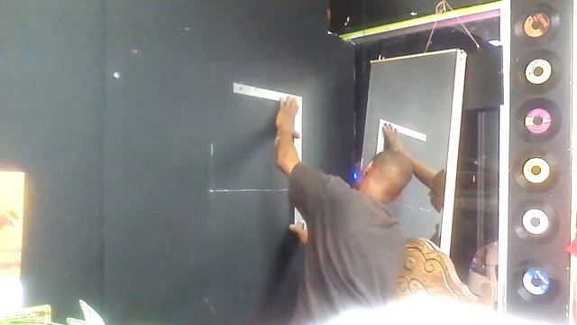 Bruce putting windows in NTP part 7 смотреть онлайн