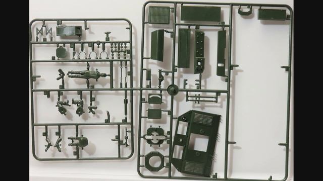 Italeri Jagdpanzer Tiger(P) Elefant Kfz.184 Kit# 811/211 смотреть онлайн