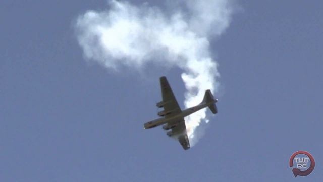 Mac Hodges Flying The B-29 and X-1 At SEFF 2013 смотреть онлайн