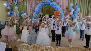 «Уплывает наш кораблик» песня для выпускного в детском саду