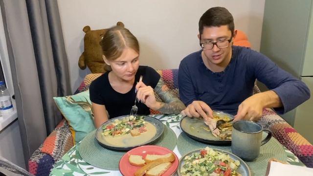 Мукбанг Сочная КУРОЧКА гриль Ужин со сладкими мармеладками