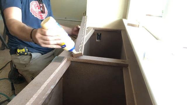how to build a window seat