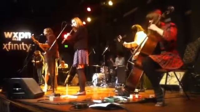 Rose Windows play WXPN 10/18/13 смотреть онлайн