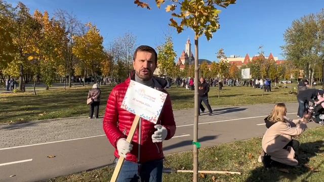 В Нагатинской пойме в День отца депутаты МГД  от «Единой России» вместе с жителями столицы приняли у