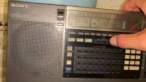 Sensitivity & audio test: Sony ICF-2001D vs Panasonic RF-B65: Medi 1 Nador Morocco 171 kHz