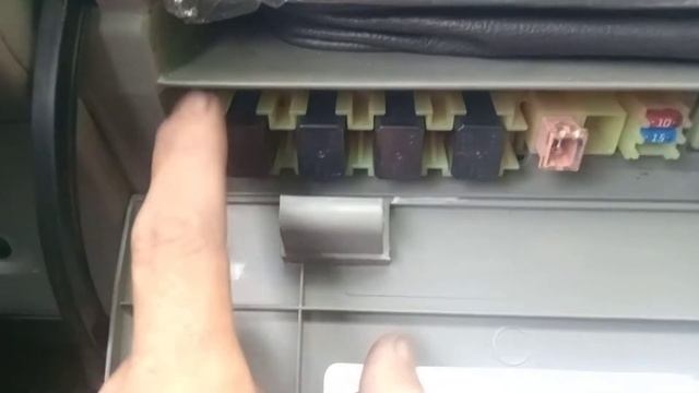 susunan letak fuse/sikring dan relay di unit Isuzu traga смотреть онлайн