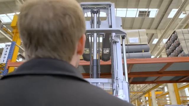 STILL (German-make) EXV Stacker - Power meets innovation