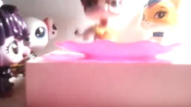 Lps:У Мамы дома на кухне смотреть онлайн