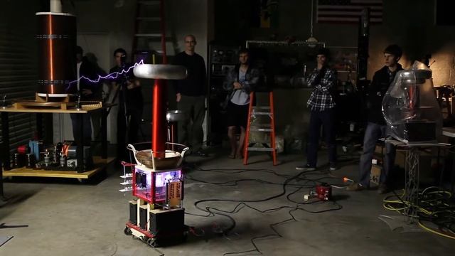 W.W.T. 2011 - Nice Spark Gap Tesla Coil смотреть онлайн