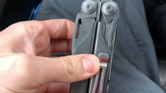 Black Oxide Leatherman Surge VS Industrial Paint Stripper (Methylene Chloride) смотреть онлайн