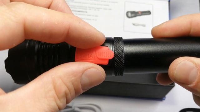 Светодиодный фонарик YYC-X72-P90 смотреть онлайн