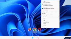 How to pin Desktop Shortcuts to the Taskbar in Windows 11.