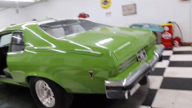 1974 Pontiac Ventura смотреть онлайн