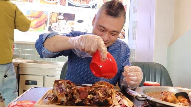 简简单单来个麻辣羊头！68元一个，咱也来个“灵魂汁子，浇给”！