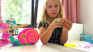 УЛИТКА ЭНЧАНТИМАЛС! Мира рассказывает о новой детской игрушке из коллекции ENCHANTIMALS