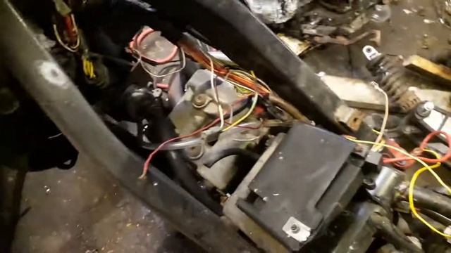 Derbi Terra 125 adventure being broken by boston bike bits смотреть онлайн