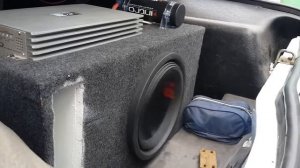 сабвуфер Alpine R12