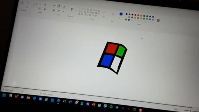 Windows 98 Speedpaint Aminations Logo смотреть онлайн