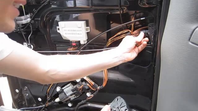 Chrysler Town & Country - 3 Common Problems and How to Fix смотреть онлайн