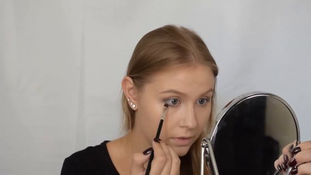 Full face of make-up with MAC Cosmetics | Face Effects | Suzi смотреть онлайн