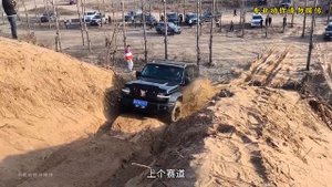 BYD Leopard 5 vs BJ40 vs Tank 300