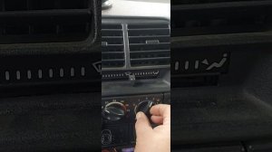 Ремонтирую машину.