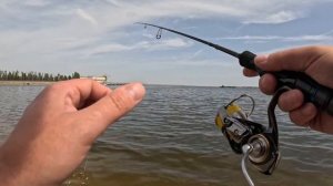 Лучший спиннинг для моря - Gamakatsu 23 LUXXE Pack Style A4 S49FL solid