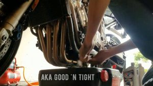 Yamaha FZ1 and YZF-R1 Oil Change Quick Tutorial