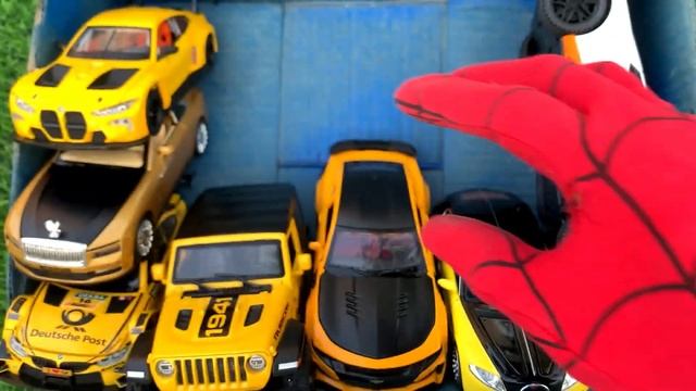 Box Full of Model Cars /Rolls-Royce Spectre, BMW M4, Hummer EV, Jeep Rubicon, BMW Dtm, Bugatii Car смотреть онлайн