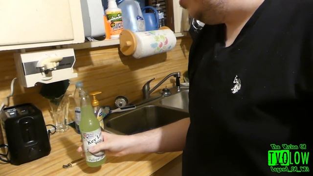 THIRSTDAY - Taste Testing Soda Drinks: Dessert Edition смотреть онлайн