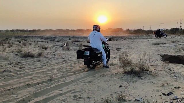 Suzuki GS 150 cc review| Ultimate Modified machine #bikeride #zakinagar #desert #cholistandesert