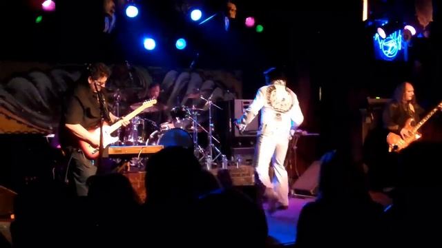 James "KING" Kruk - Hound Dog смотреть онлайн