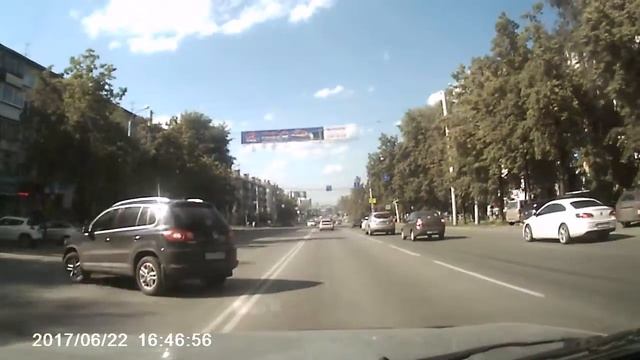 поворот через сплошную, двойную сплошную к777он 174 смотреть онлайн