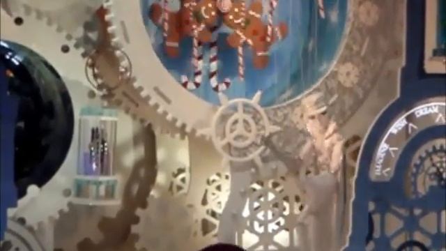 Christmas in NYC: Macy's Window/Rock Center Tree/Times Square 12/19/2011 смотреть онлайн