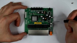 D-link DGS-1005D Gigabit switch teardown and trobleshooting.