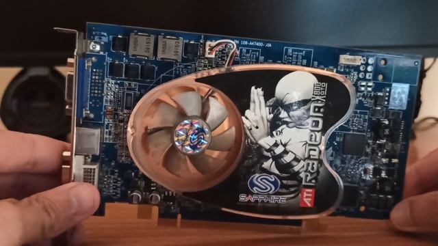 ATI Radeon X800 GTO - Una VGA high end direttamente dal 2005 смотреть онлайн