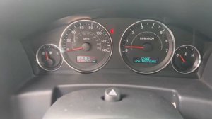 2007 Jeep Commander Limited 5.7L HEMI V8 Startup