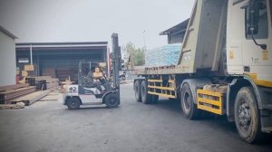 Unloading truck cement #itunes #likes #vlog #games #driver #india #saudiarbia #truckdriver#youtube