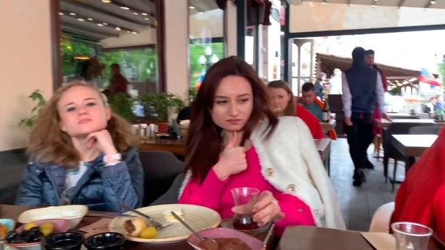Москва. Воскресный завтрак в турецком ресторане «Таксим»